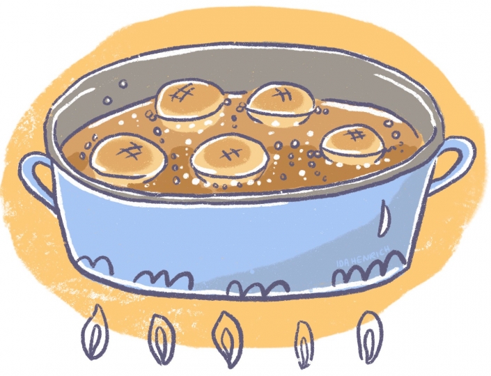 Making home made doughnuts in a blue pot | By Ida Henrich